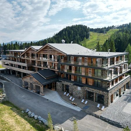 Alpin Peaks Hotell Turracher Hohe Exteriör bild