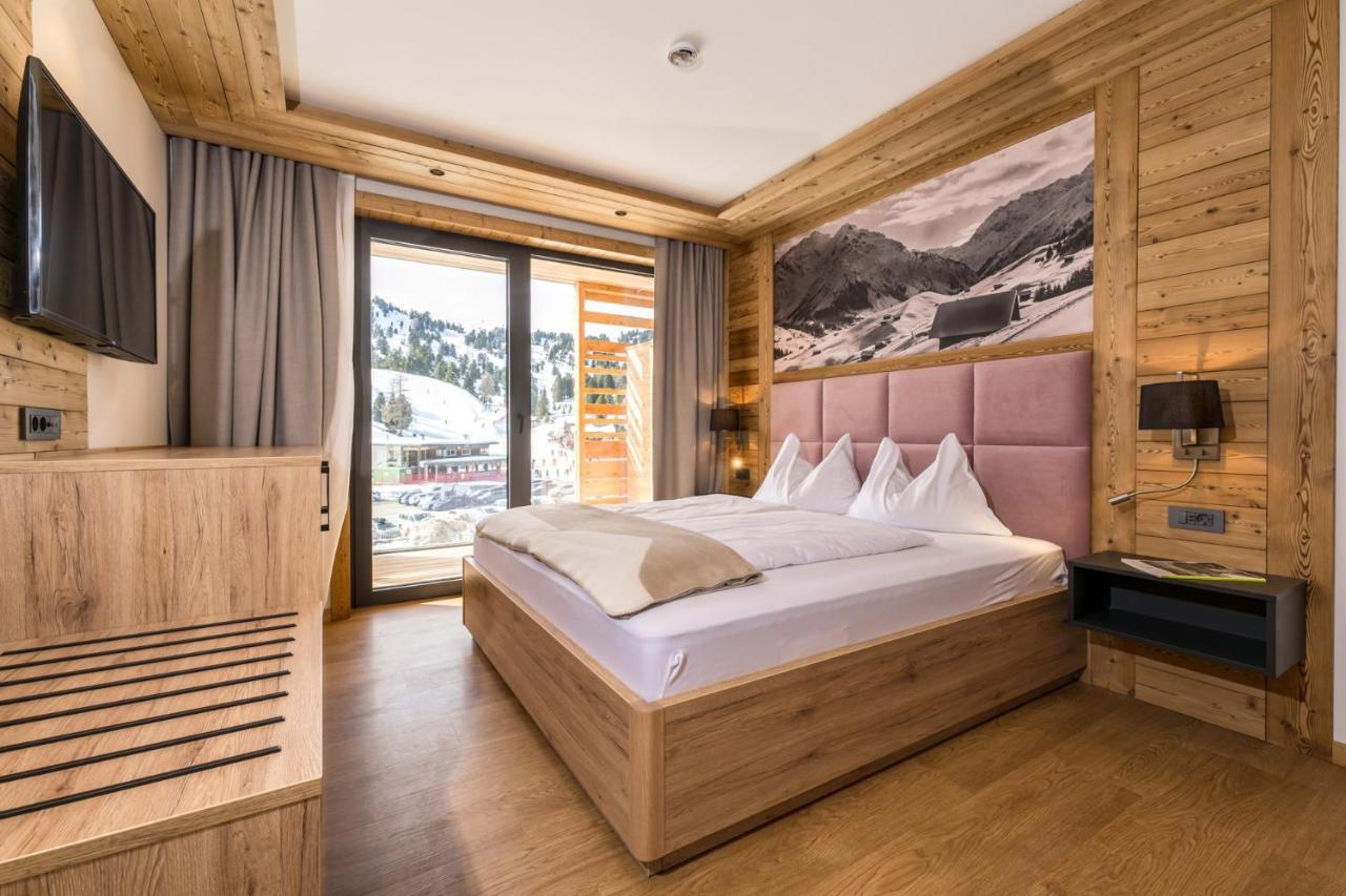 Alpin Peaks Hotell Turracher Hohe Exteriör bild