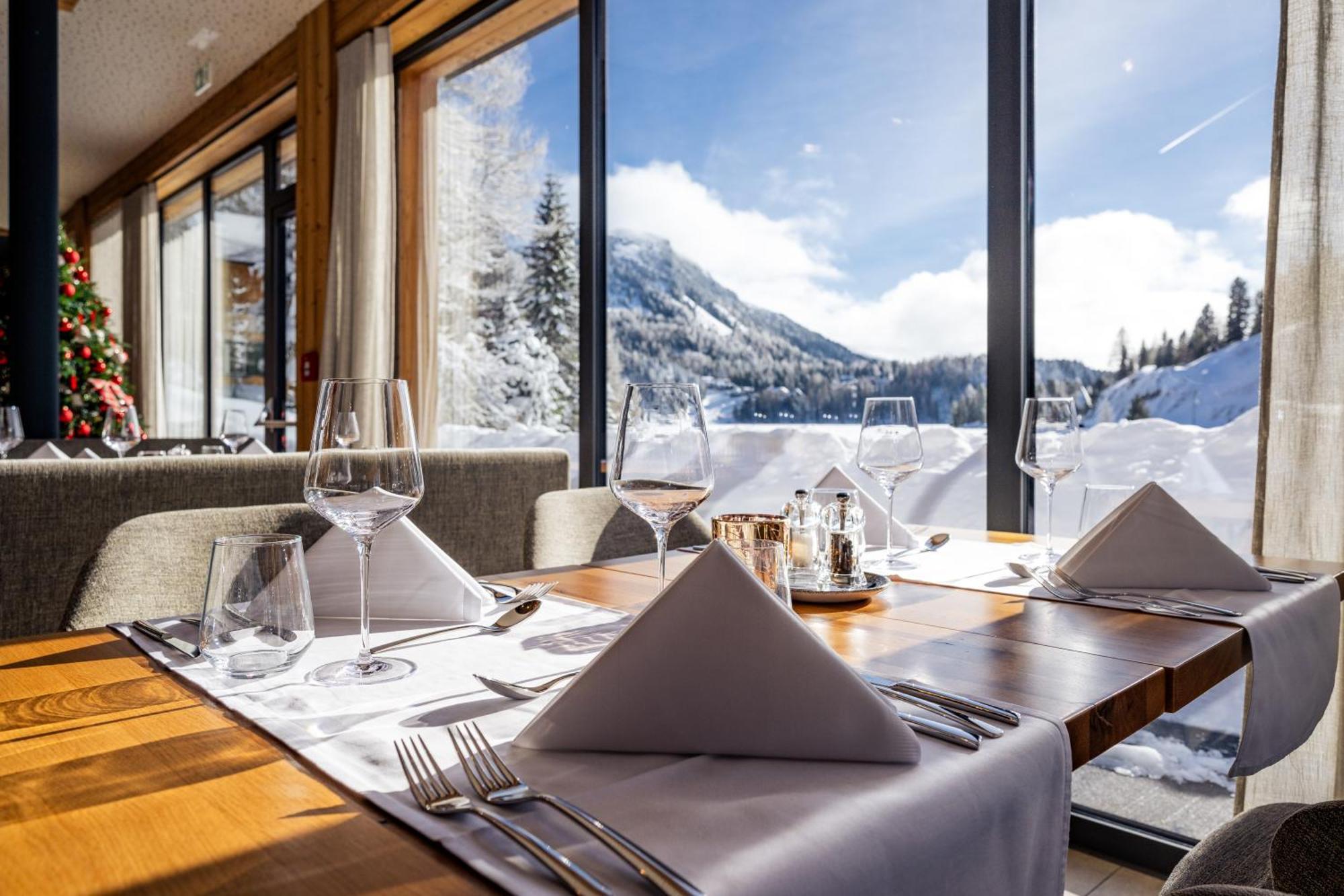 Alpin Peaks Hotell Turracher Hohe Exteriör bild