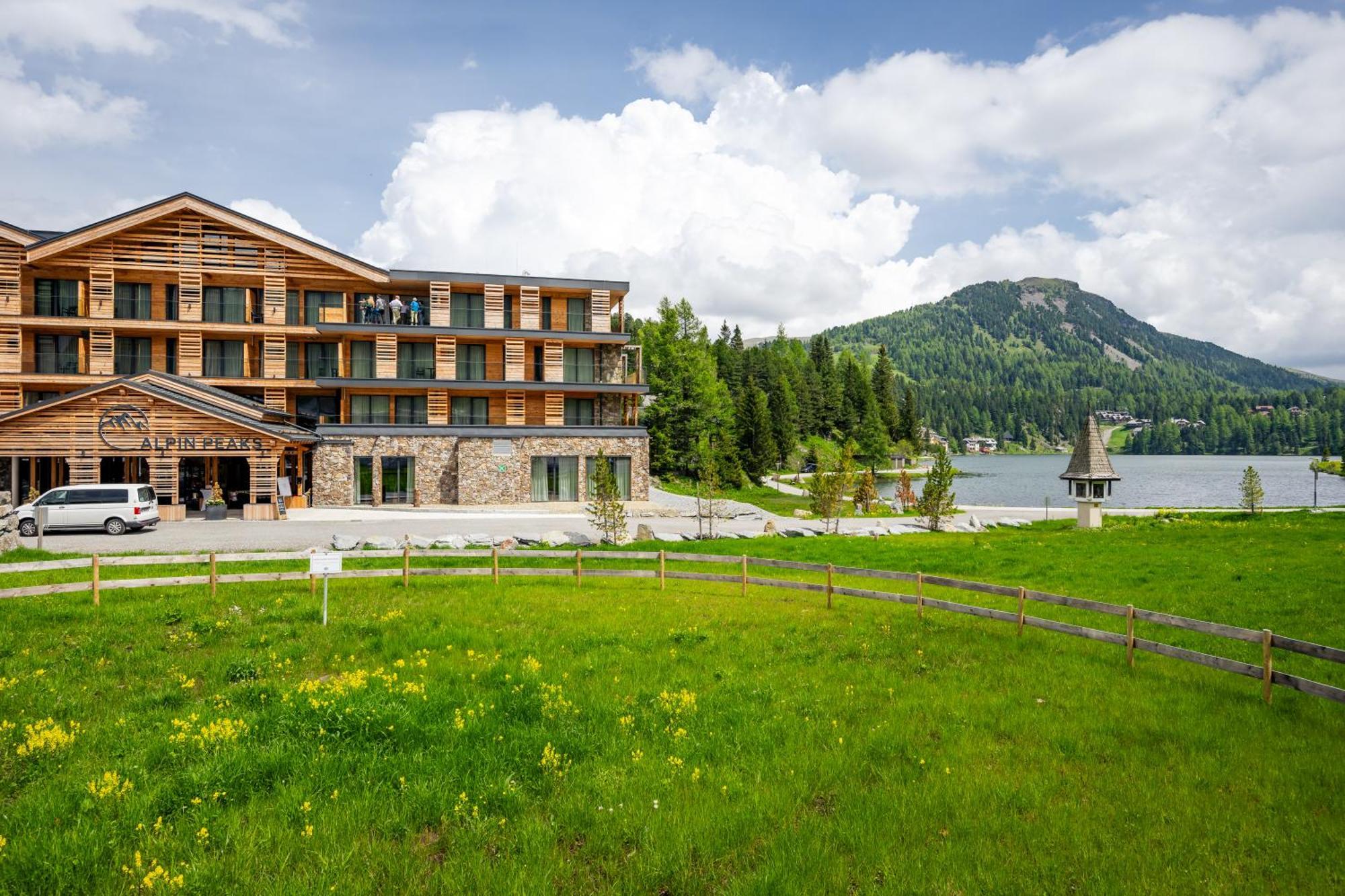 Alpin Peaks Hotell Turracher Hohe Exteriör bild