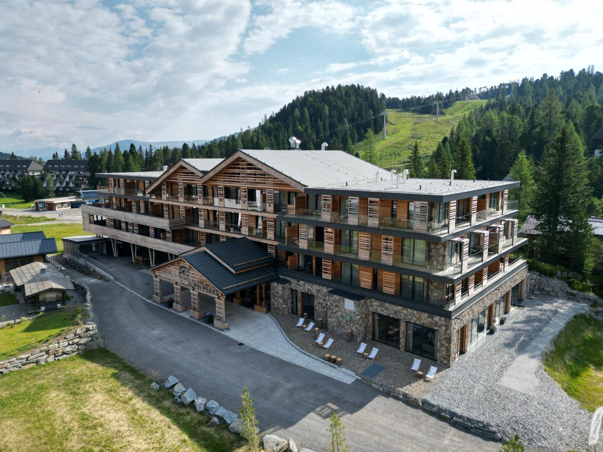 Alpin Peaks Hotell Turracher Hohe Exteriör bild